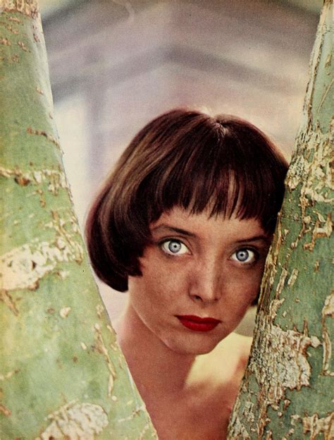 Rare Photos of Carolyn Jones Reveal the Naked Truth